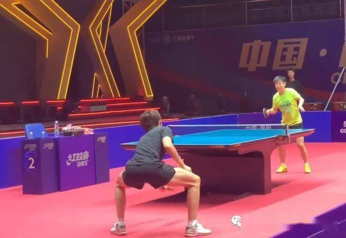 还需在社交 还需在社交