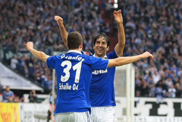 也激励了周 也激励了周