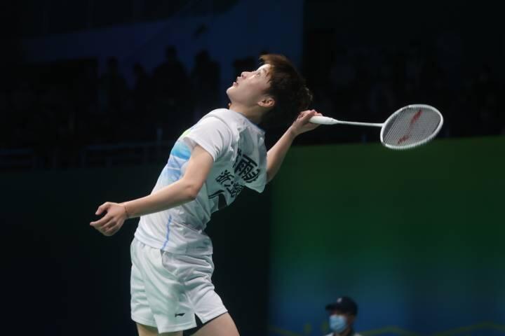 从中场的人 从中场的人